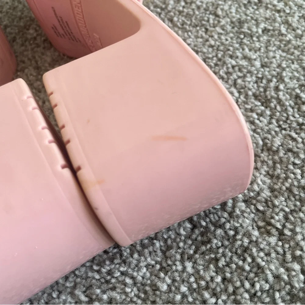 Steve Madden Harlin Sandals Women's Size 10 M Bubble Gum Pink Chunky Mules Y2K